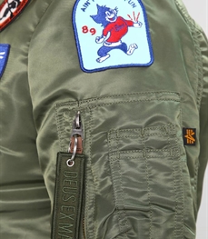 市场上装-夹克-休闲男装夹克