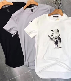 市场上装-T恤-时尚男装t恤