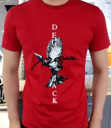 市场上装-T恤-时尚男装t恤