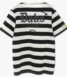 市场上装-T恤-休闲男装t恤