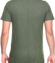 市场上装-T恤-时尚男装t恤