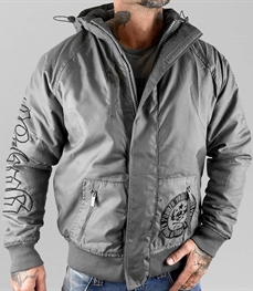 市场上装-夹克-时尚男装夹克