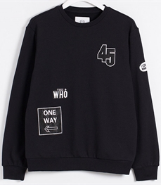 市场上装-卫衣-时尚男装卫衣