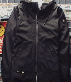 市场上装-中长外套-时尚男装中长外套