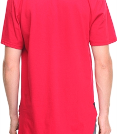 市场上装-T恤-时尚男装t恤