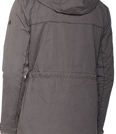 市场上装-中长外套-时尚男装中长外套