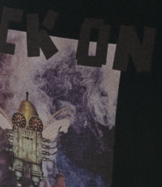 市场上装-T恤-休闲男装t恤