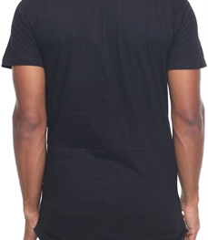 市场上装-T恤-时尚男装t恤