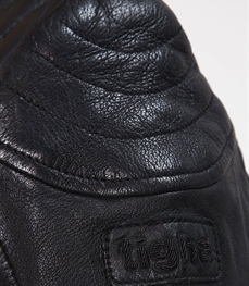 市场上装-皮衣-休闲男装皮衣