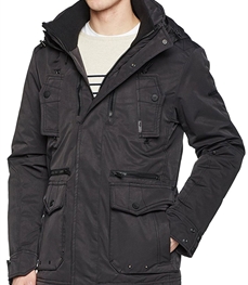 市场上装-中长外套-时尚男装中长外套