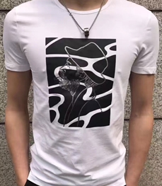 市场上装-T恤-时尚男装t恤