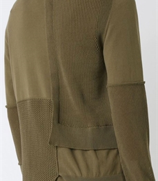 市场上装-毛衫-休闲男装毛衫