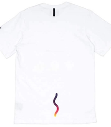 市场上装-T恤-休闲男装t恤