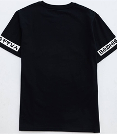 市场上装-T恤-休闲男装t恤