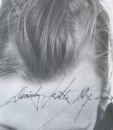 市场上装-T恤-休闲男装t恤