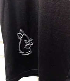 市场上装-T恤-时尚男装t恤