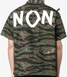 市场上装-衬衫-休闲男装衬衫