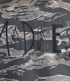 市场上装-中长外套-休闲男装中长外套