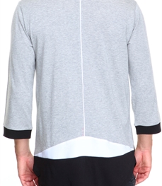 市场上装-T恤-时尚男装t恤