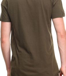 市场上装-T恤-时尚男装t恤