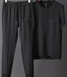 市场上装-套装-休闲男装套装