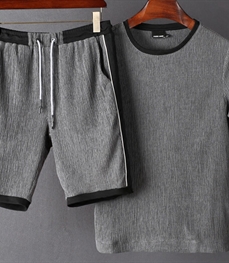 市场上装-套装-休闲男装套装