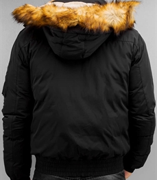 市场上装-棉衣/羽绒服-时尚男装棉服