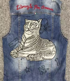 市场上装-马夹-休闲男装马甲