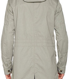 市场上装-大衣-时尚商务大衣