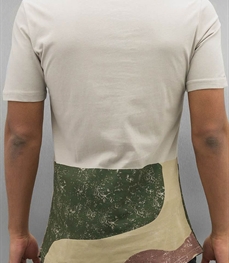 市场上装-T恤-时尚男装t恤