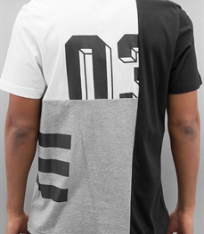 市场上装-T恤-时尚男装t恤