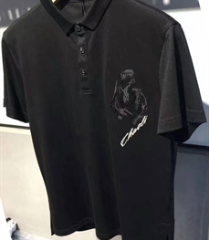 市场上装-T恤-时尚男装t恤