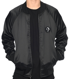 市场上装-夹克-时尚男装夹克