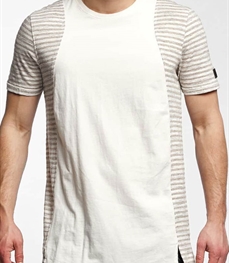 市场上装-T恤-时尚男装t恤