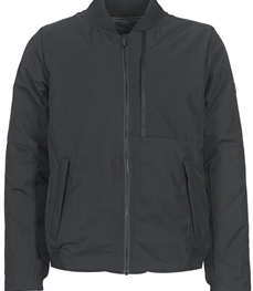 市场上装-夹克-时尚男装夹克