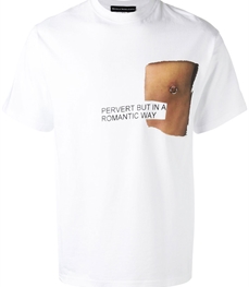 市场上装-T恤-休闲男装t恤