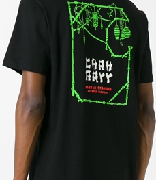 市场上装-T恤-休闲男装t恤