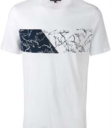 市场上装-T恤-休闲男装t恤