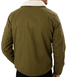 市场上装-夹克-时尚男装夹克