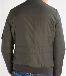 市场上装-棉衣/羽绒服-休闲男装棉服