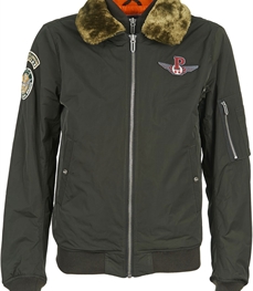 市场上装-夹克-时尚男装夹克