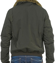 市场上装-夹克-时尚男装夹克