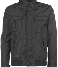 市场上装-夹克-时尚男装夹克