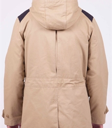 市场上装-中长外套-时尚男装中长外套