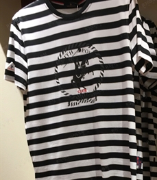 市场上装-T恤-（实拍）时尚商务t恤