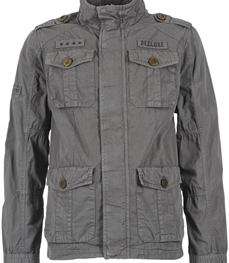 市场上装-夹克-时尚男装夹克