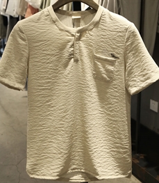 市场上装-T恤-时尚男装t恤