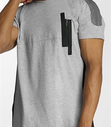 市场上装-T恤-时尚男装t恤