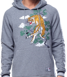 市场上装-卫衣-时尚男装卫衣