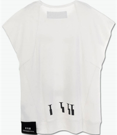 市场上装-T恤-休闲男装t恤